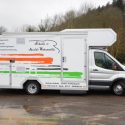 Wohnkabinen / Wohnmobile - Basis Ford Transit mit Zwillingsbereifung und Rollstuhllift - behindertengerecht