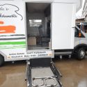 Wohnkabinen / Wohnmobile - Basis Ford Transit mit Zwillingsbereifung und Rollstuhllift - behindertengerecht