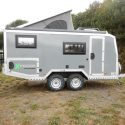 Offroad-Caravan X-Indoor / Produkt: Offroad-Wohnkabine auf Einachser-Fahrgestell / Modell Tandem