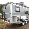 Offroad-Caravan X-Indoor / Produkt: Offroad-Wohnkabine auf Einachser-Fahrgestell / Modell Tandem