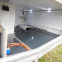 Offroad-Caravan X-Indoor / Produkt: Offroad-Wohnkabine auf Einachser-Fahrgestell / Modell Tandem