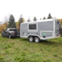 Offroad-Caravan X-Indoor / Produkt: Offroad-Wohnkabine auf Einachser-Fahrgestell / Modell Tandem