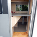 Offroad-Caravan X-Indoor / Produkt: Offroad-Wohnkabine auf Einachser-Fahrgestell / Modell mit 15 Zoll Bereifung