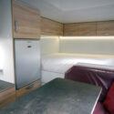 Offroad-Caravan X-Indoor / Produkt: Offroad-Wohnkabine auf Einachser-Fahrgestell / Modell Tandem mit Schwerlastauszug