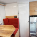 Offroad-Caravan X-Indoor / Produkt: Offroad-Wohnkabine auf Einachser-Fahrgestell / Modell Schweiz XL mit Zulassung für die Schweiz mit hochklappbaren Unterfahrschutz
