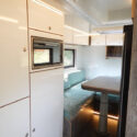 Offroad-Caravan X-Indoor / Produkt: Offroad-Wohnkabine auf Einachser-Fahrgestell mit Mover / Schlafhubdach und Fahrradträger